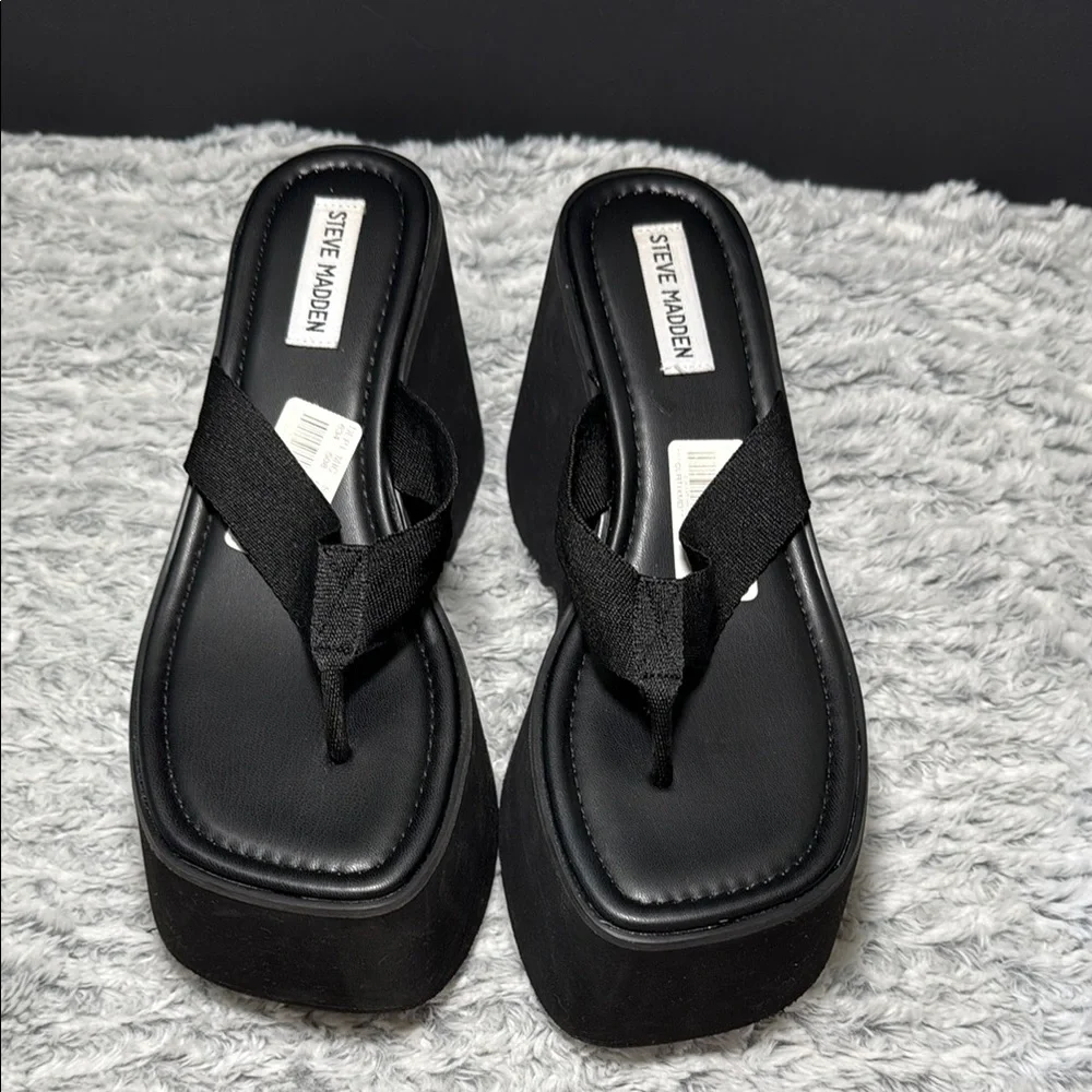 Steve Madden Gwen Black Platform Thong Sandals Flip Flops Size 9